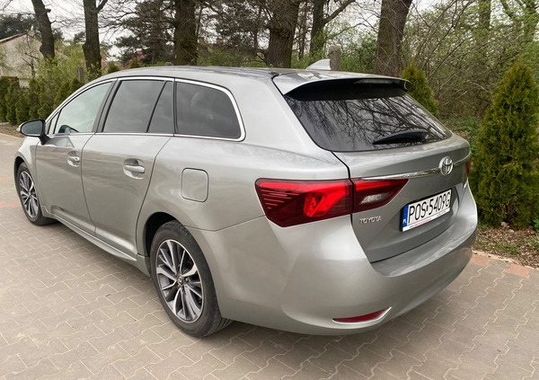 Toyota Avensis cena 39900 przebieg: 157451, rok produkcji 2015 z Odolanów małe 92